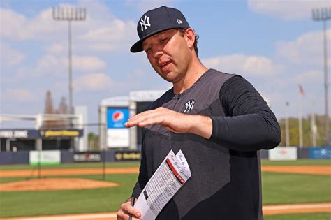 Yankees fire hitting coach Dillion Lawson in 1st .